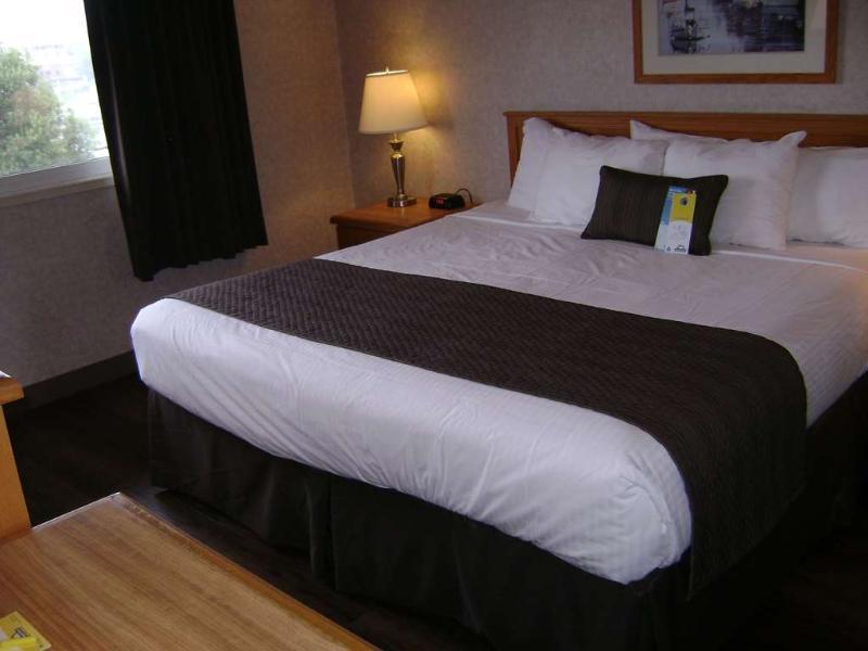 Days By Wyndham On The Harbour